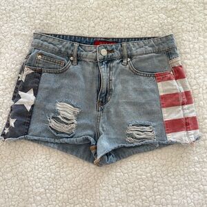 GUESS| american flag shorts